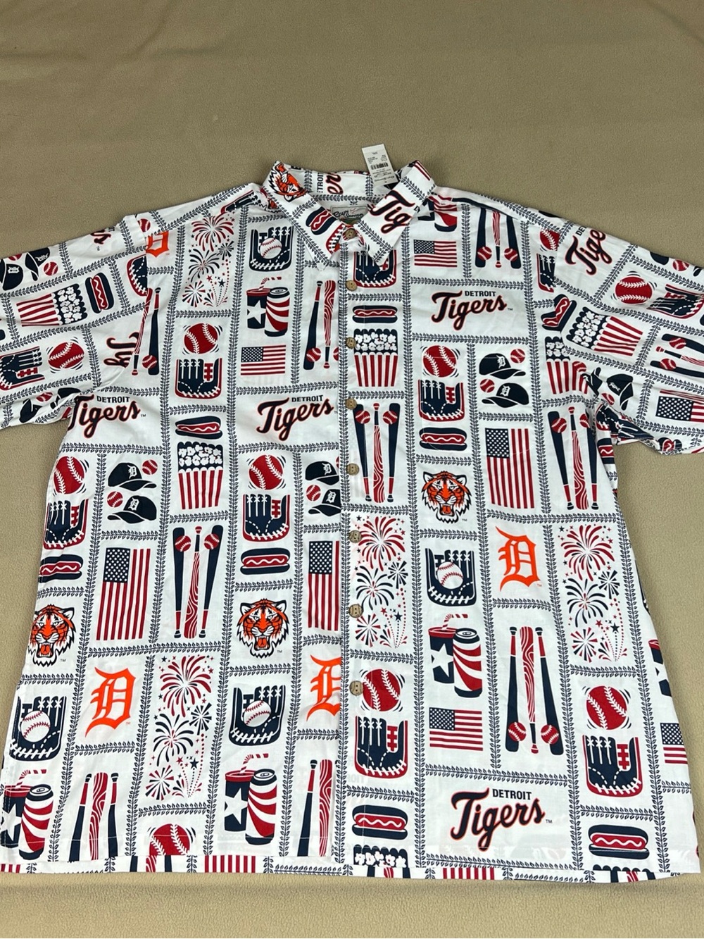 reyn spooner White Button-Down Shirt with Red & Blue Detroit Tigers Print
